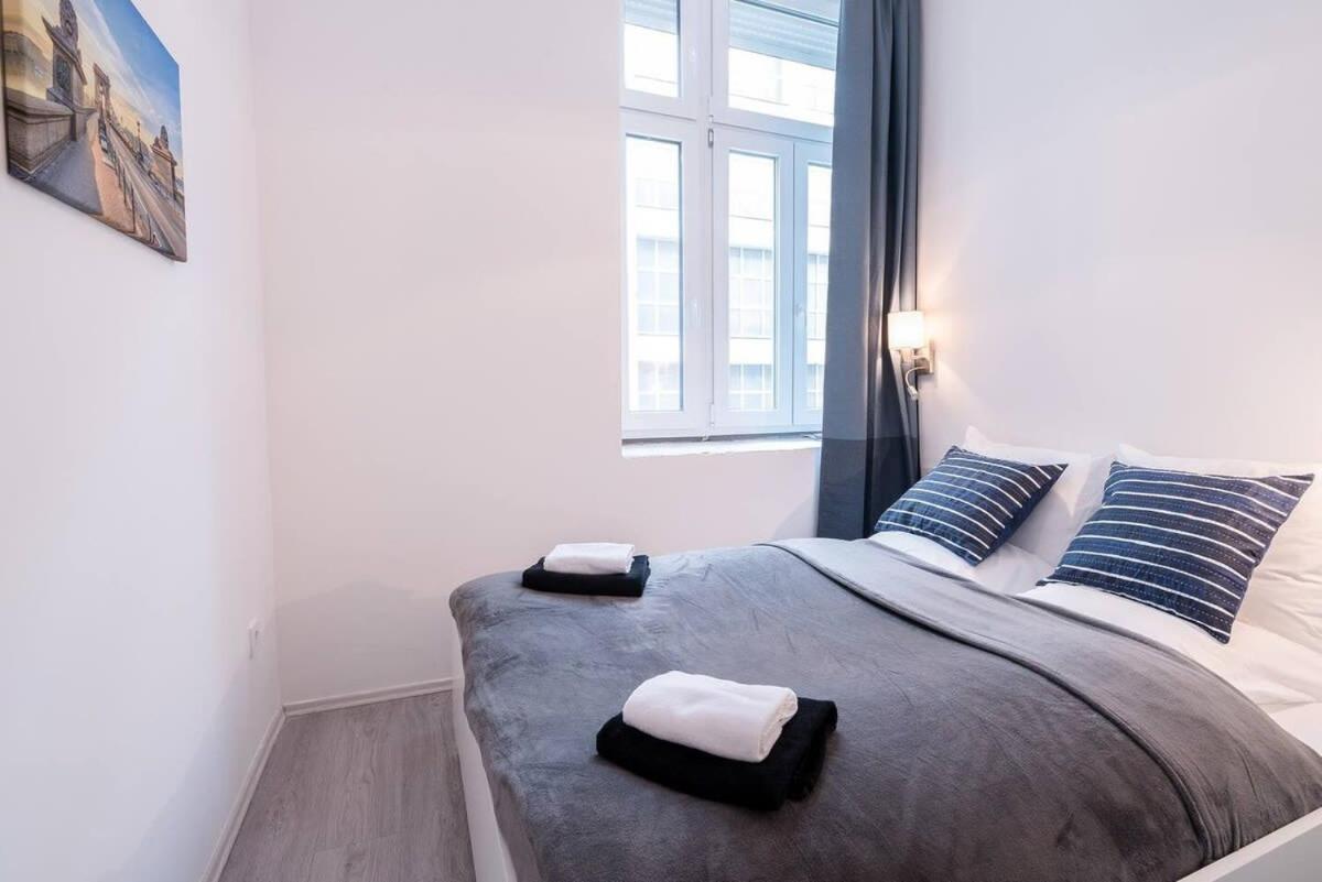 Central Brand New And Modern Apartment Budapest Exteriör bild